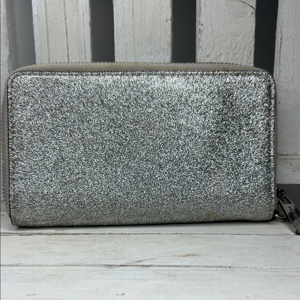 Michael Kors Jet Set Travel Large Flat Zip Wallet Silver Glitter - No Strap - Picture 3 of 7